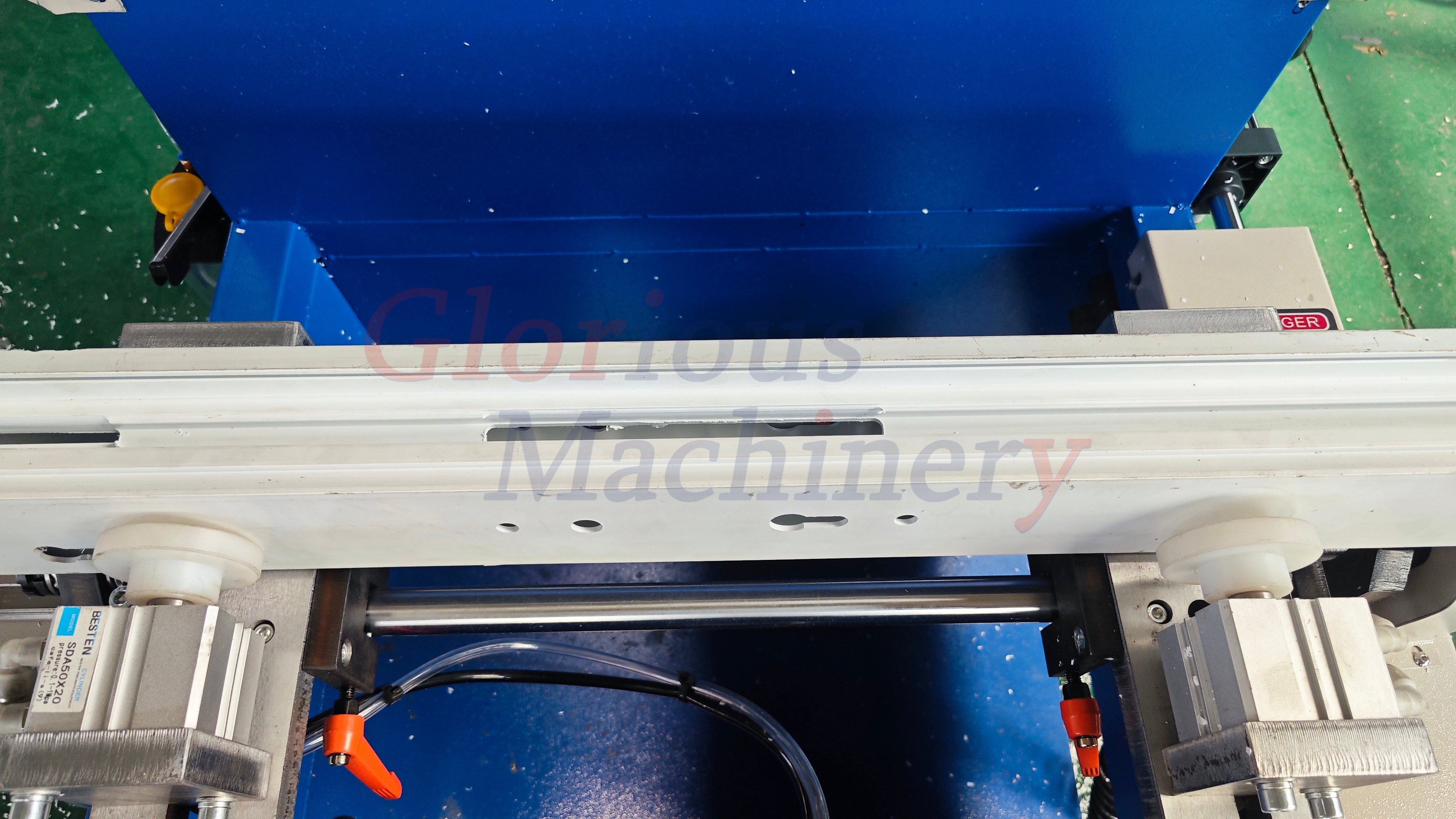PVC Window Frame Corner Cleaning Machine Precision Weld Seam Cleaner for Global Window Manufacturers