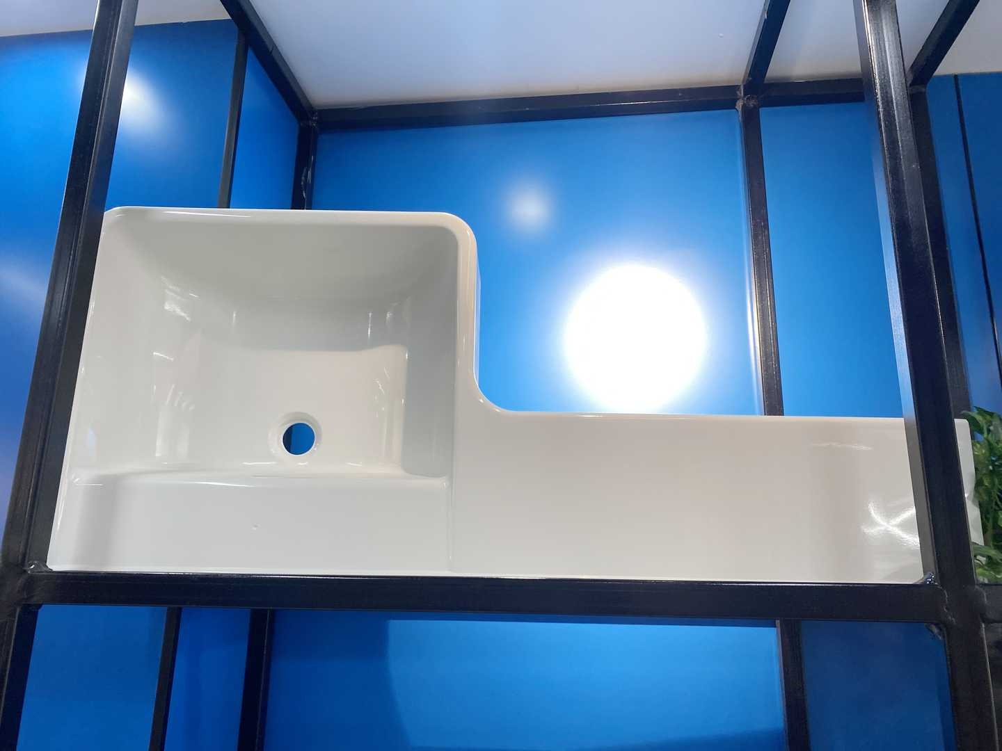 RAUNPH SMC Bathroom Mirror Cabinet Waterproof Customizable Solutions for Hotels  Contractors