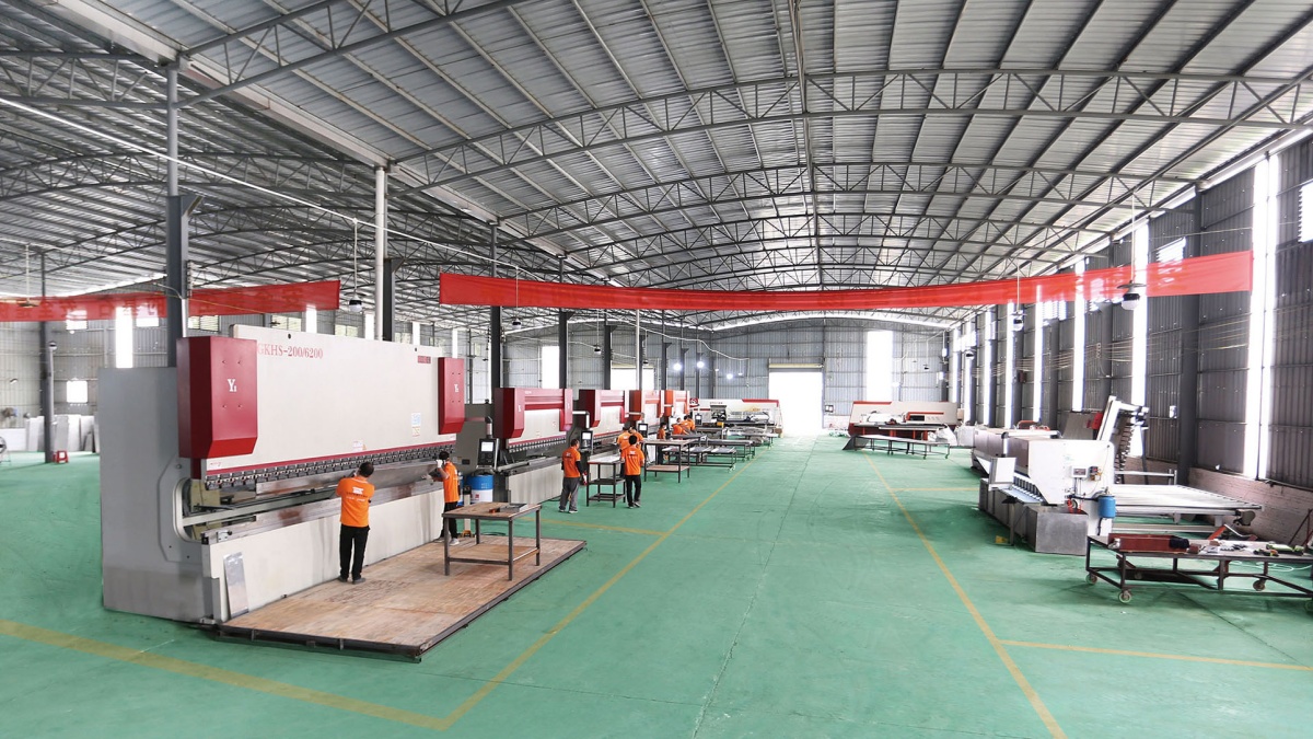 Chinese Aluminum Batten Wall Cladding Durable Customizable Solutions for Global Architects  Builders